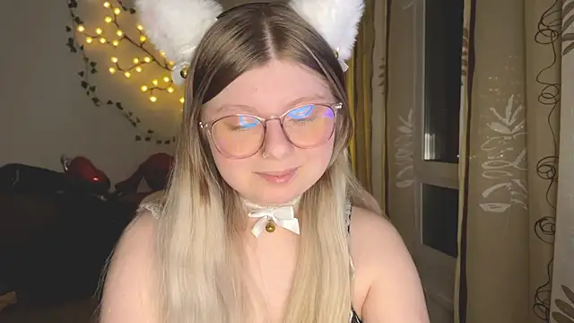 YukiBlush online show from July 18, 10:29 pm