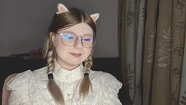 YukiBlush online show from May 11, 5:21 pm