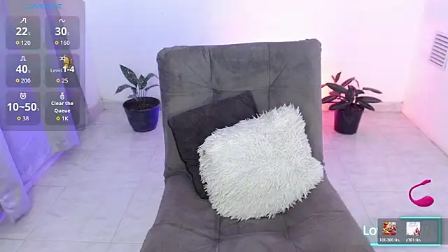 Snapshot of hades_derox_ chatting on June 7, 12:27 am hades derox online show from June 7, 12:27 am