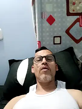 jairo43 online show from May 8, 2:54 pm