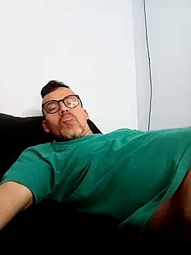 jairo43 online show from May 13, 2:24 pm
