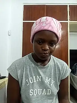 DarkPearl 20 online show from June 26, 4:07 am