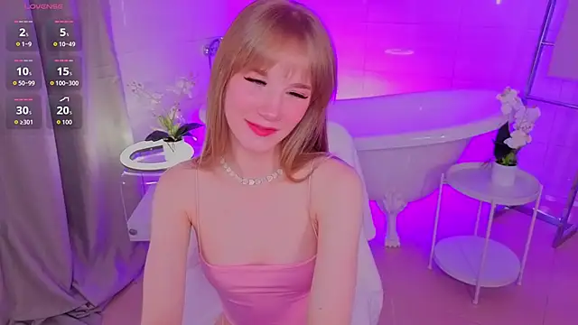 MilliBrownn online show from May 5, 3:42 am