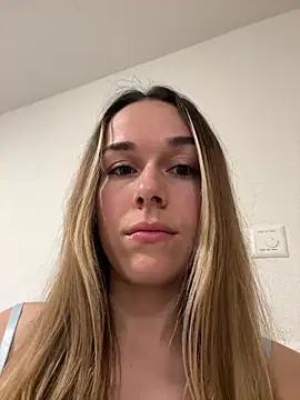 Naomi-Smile online show from April 28, 7:51 pm