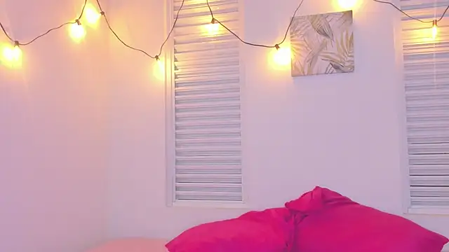 VictoriaaLopez online show from July 7, 1:03 pm