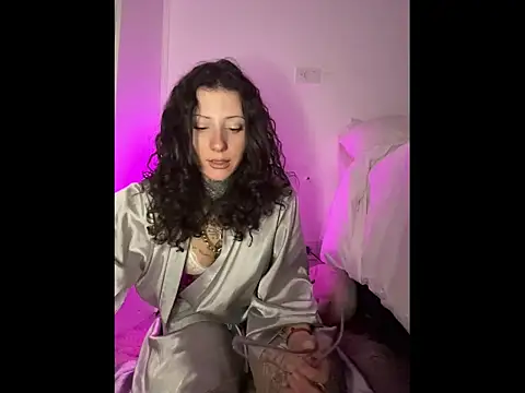 Vera    online show from April 28, 5:06 pm