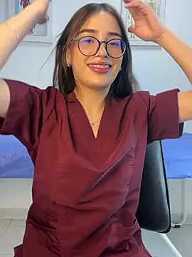 Snapshot of Sweet_Milaa1 chatting on May 15, 9:24 pm Sweet Milaa1 online show from May 15, 9:24 pm