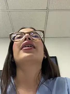 Sweet Milaa1 online show from June 29, 7:02 pm