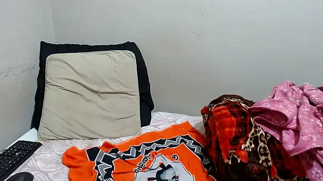 Ebonysweetcougar online show from June 30, 8:09 pm