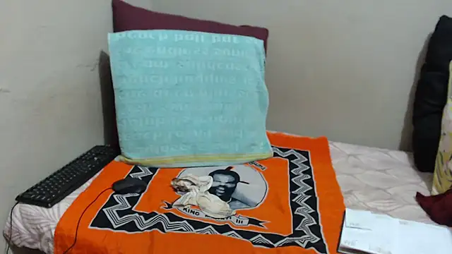 Ebonysweetcougar online show from July 10, 7:19 am