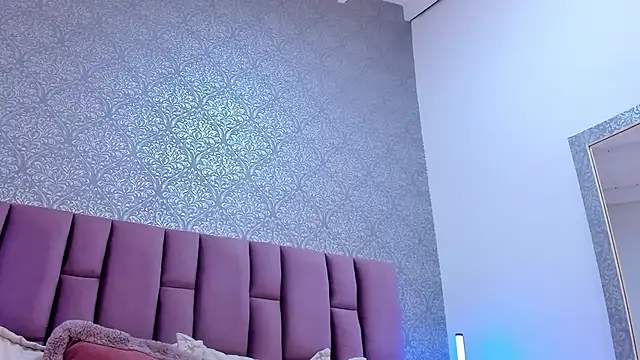 DianaRed  online show from July 15, 8:49 pm