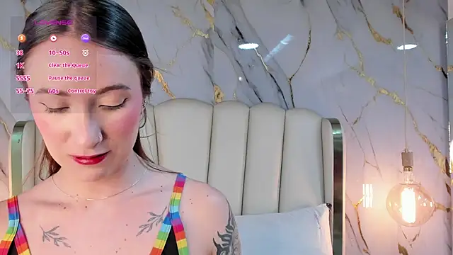Hannah Lane online show from May 8, 12:09 pm