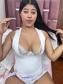 Zoe rousse01 online show from May 20, 2:25 pm