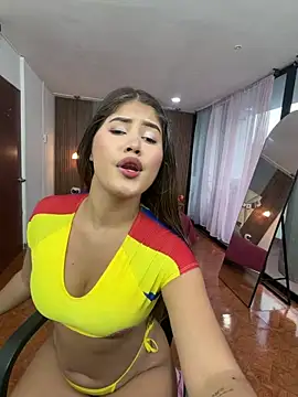 Zoe rousse01 online show from June 22, 10:40 pm