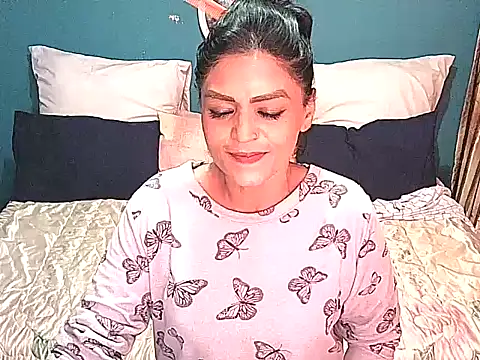 Indian blaze006 online show from May 11, 10:27 am