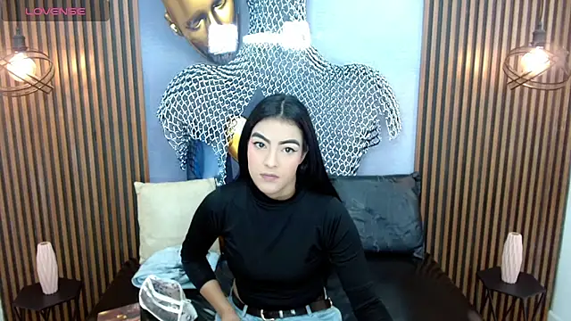 Snapshot of RoxxySweet01 chatting on May 7, 12:41 pm RoxxySweet01 online show from May 7, 12:41 pm