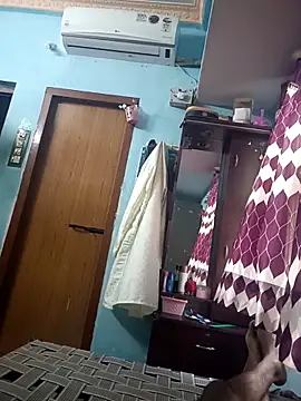 fun boy 33 online show from April 29, 5:33 am