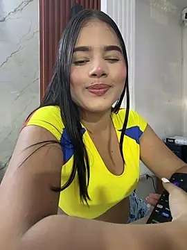 Snapshot of Mulan_rousse chatting on June 24, 9:01 pm Mulan rousse online show from June 24, 9:01 pm