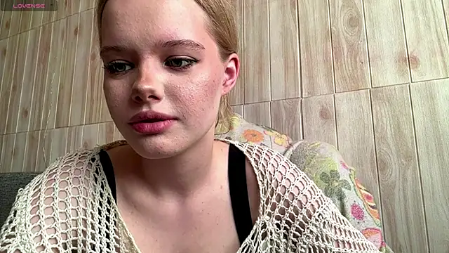 Malinwitch online show from June 25, 2:11 pm