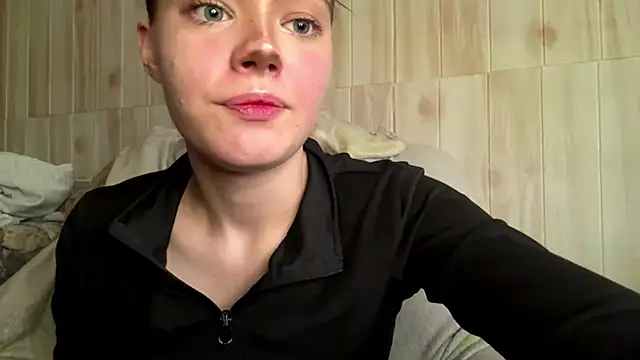 Snapshot of Malinwitch chatting on June 11, 3:09 pm Malinwitch online show from June 11, 3:09 pm