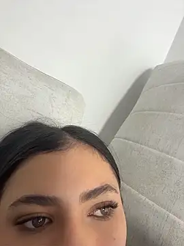 EmilyCxx online show from June 6, 11:54 pm