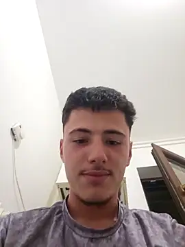 denysio89 online show from July 16, 9:45 pm