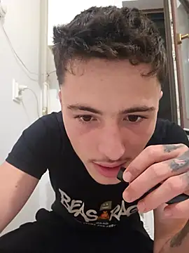 denysio89 online show from July 10, 9:48 pm
