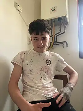 denysio89 online show from May 19, 4:52 am