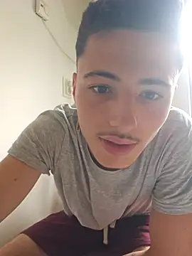 denysio89 online show from July 12, 12:39 pm