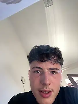 denysio89 online show from May 24, 1:55 pm