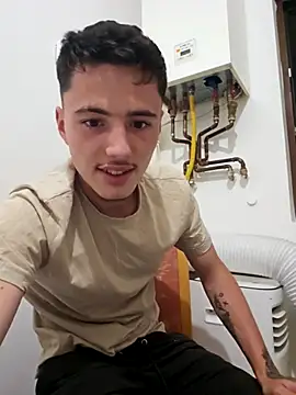 denysio89 online show from July 9, 7:57 pm