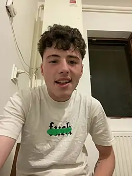 denysio89 online show from May 14, 8:06 pm