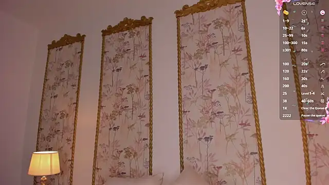 Snapshot of sara_castro24_ chatting on May 7, 8:01 pm sara castro24 online show from May 7, 8:01 pm