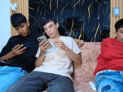 juanjo sexxx18 online show from August 3, 11:53 pm