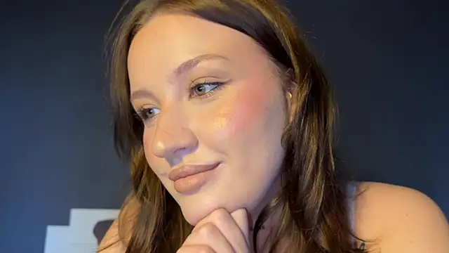 elegant curves online show from June 16, 4:51 pm