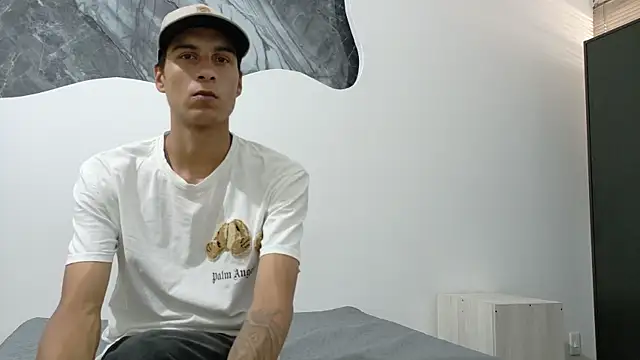 cameronsilverman online show from May 31, 7:36 pm