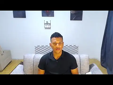 Ian Arcia online show from June 11, 11:02 pm
