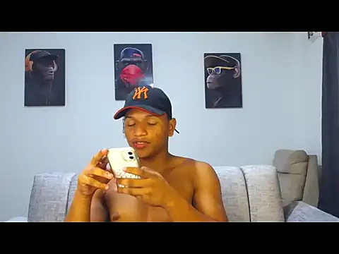 Ian Arcia online show from May 27, 1:57 am