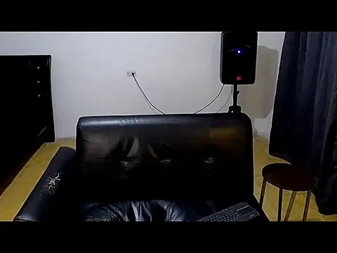 Ian Arcia online show from May 15, 11:03 pm