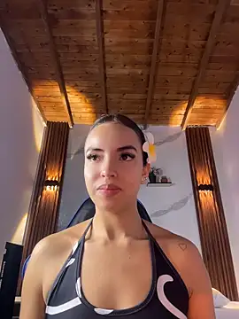 catalina lafer online show from June 8, 1:33 pm