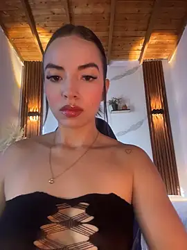catalina lafer online show from May 22, 12:36 pm