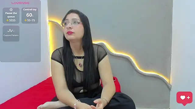 Svetlana 3 online show from May 12, 8:04 pm