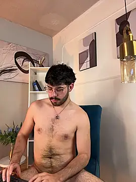 DomBoy  online show from June 27, 8:15 pm