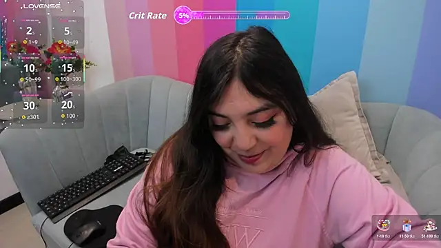Snapshot of RoxanneDiaz chatting on June 3, 12:22 am RoxanneDiaz online show from June 3, 12:22 am