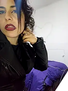 Rebelchocolate online show from July 11, 12:11 am