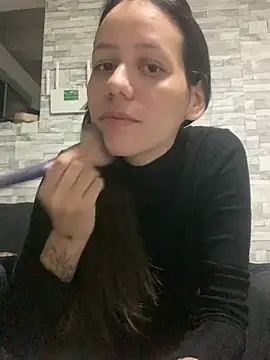Snapshot of caterinekess chatting on July 18, 3:48 am caterinekess online show from July 18, 3:48 am