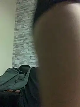 Snapshot of caterinekess chatting on May 15, 3:37 am caterinekess online show from May 15, 3:37 am