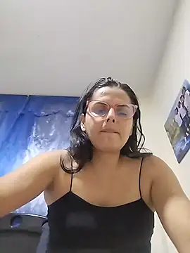Bella Morena27 online show from May 12, 2:08 am