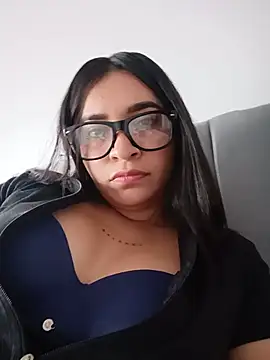 Snapshot of Sky__19 chatting on July 24, 3:19 pm Sky 19 online show from July 24, 3:19 pm