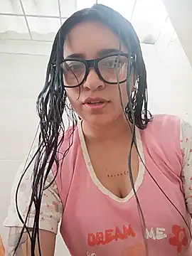 Snapshot of Sky__19 chatting on July 1, 7:58 pm Sky 19 online show from July 1, 7:58 pm